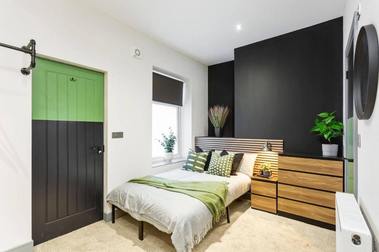 ✰Onpoint -Modern & Fresh Studio Apt Close To Centre - Convenient!✰ Appartement Beeston  Buitenkant foto